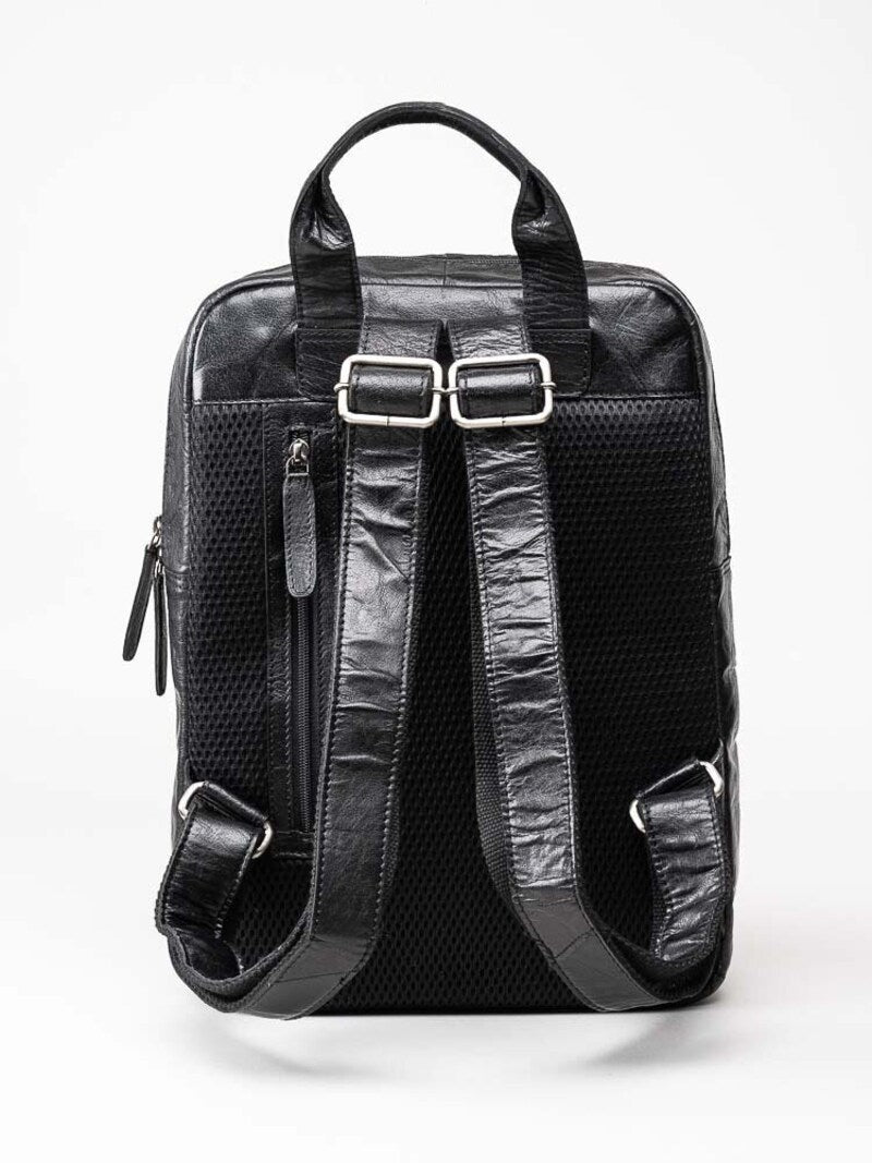 Snygg Vadderad ryggsäck i Mjukt Skinn