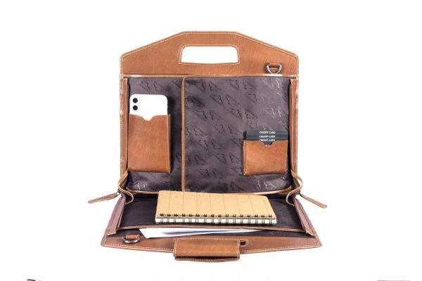 Mångsidig Dokumentväska Secret i Läder - NewBag4you