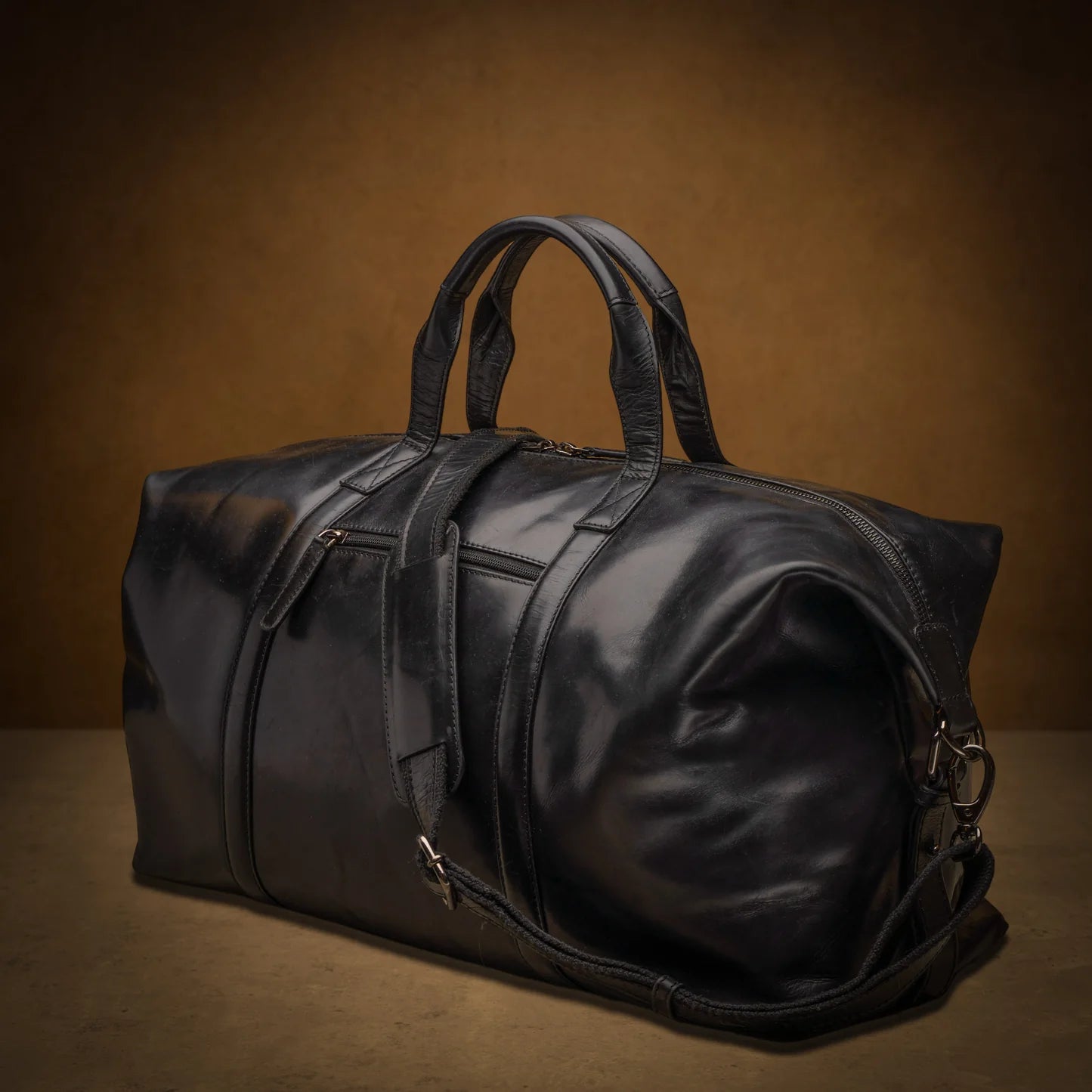 PISA Prisvärd Weekendbag i skinn