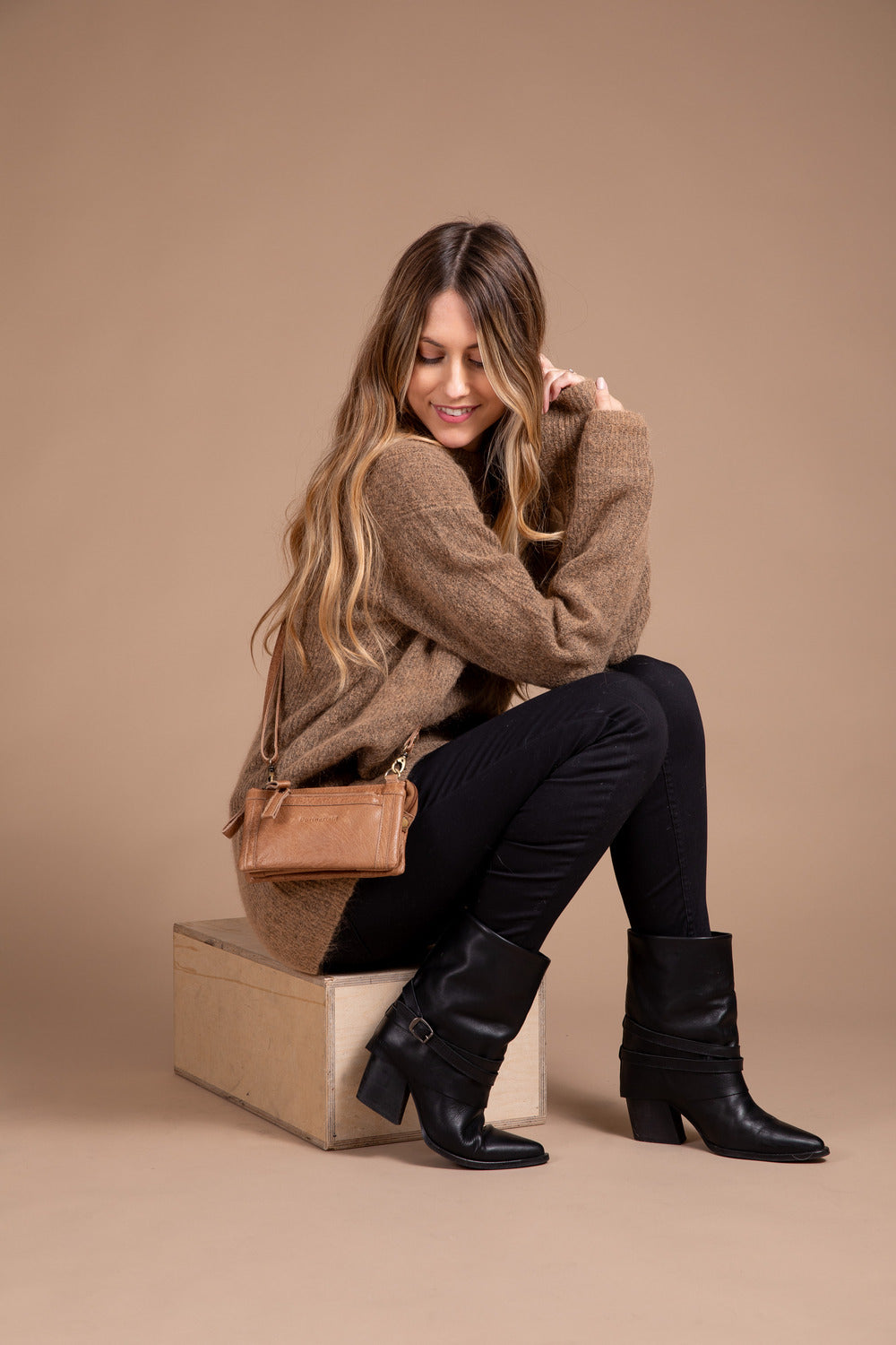 Smidig och Liten Skinnväska / Mobilväska