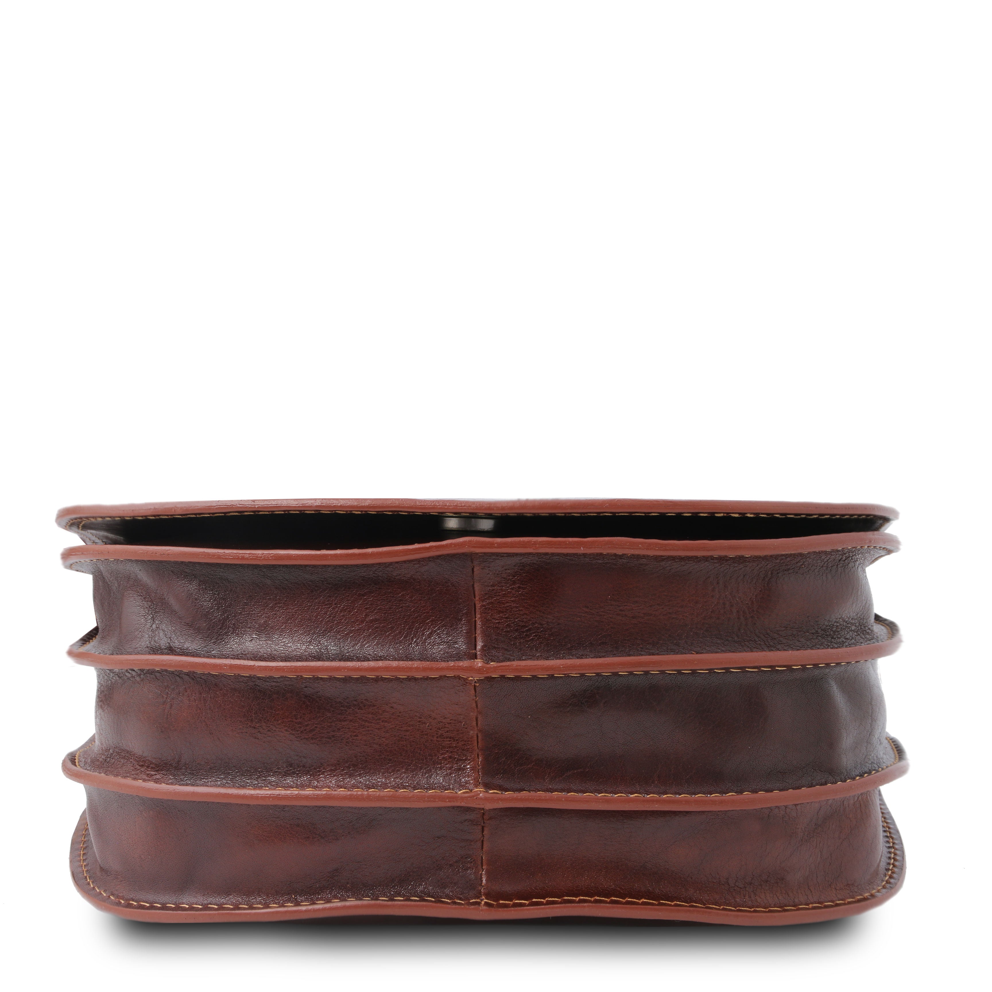 Isabella handväska i brunt – bottenvy