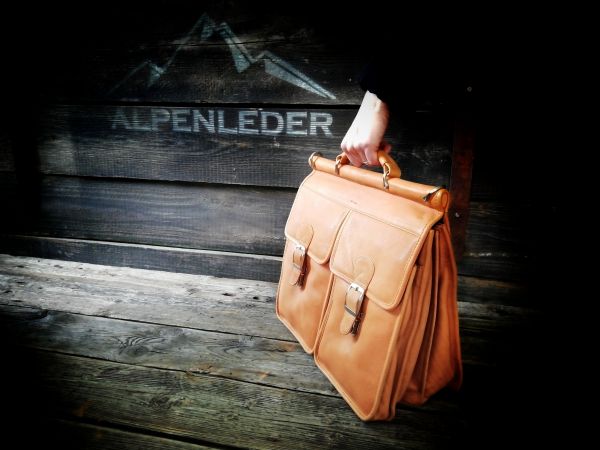 Portfölj Diplomat i Läder - NewBag4you