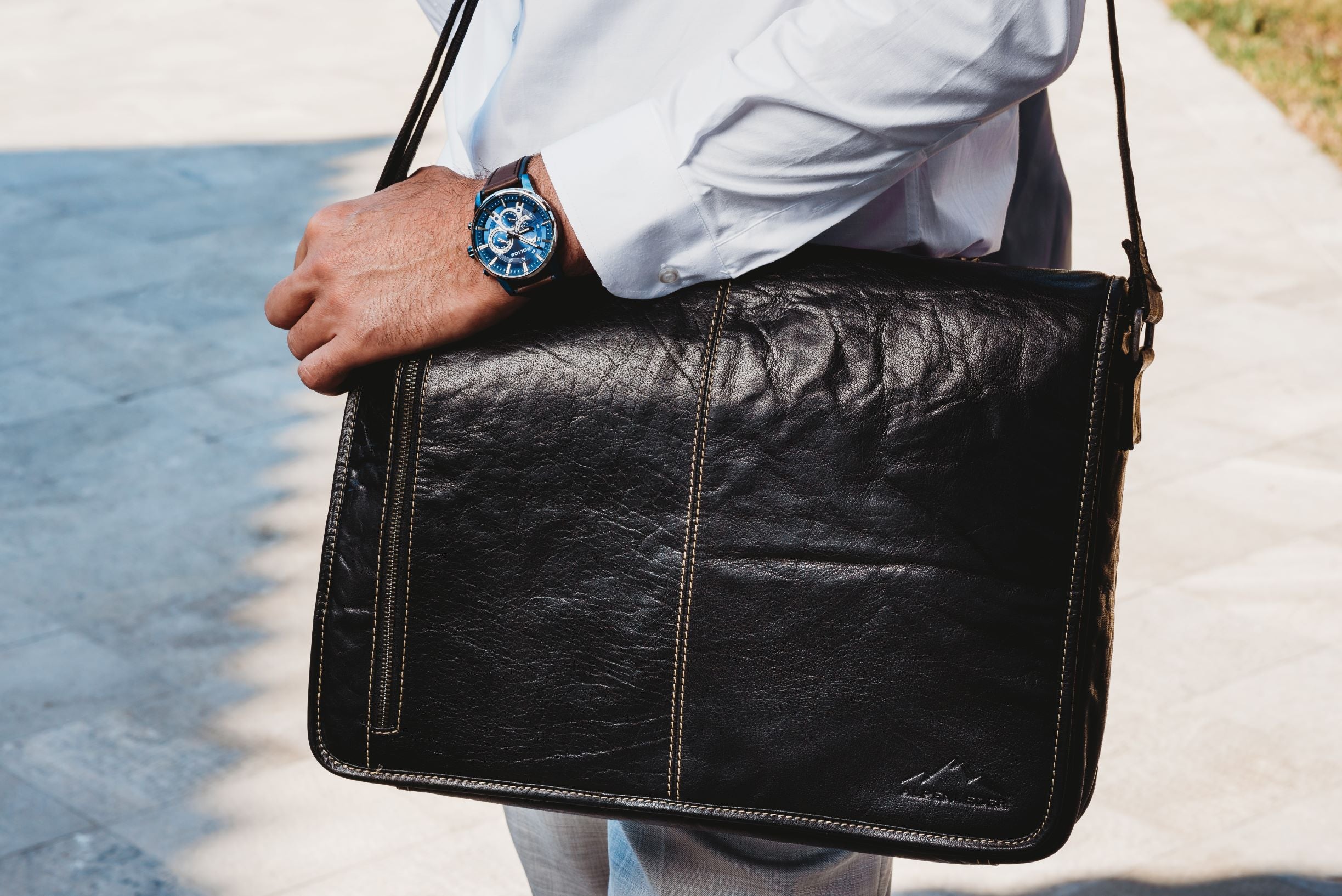 Affärsväska / Portfölj ATLANTA i Läder 15" - NewBag4you