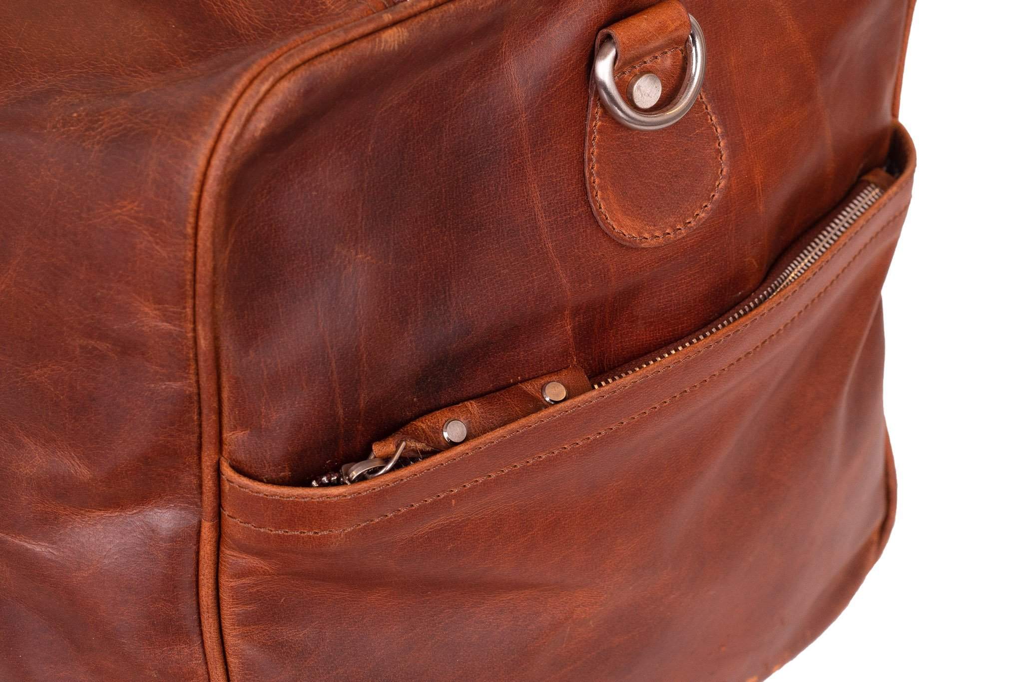 Weekendbag Praktisk och Stilren i Skinn - NewBag4you