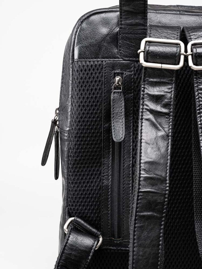 Snygg Vadderad ryggsäck i Mjukt Skinn