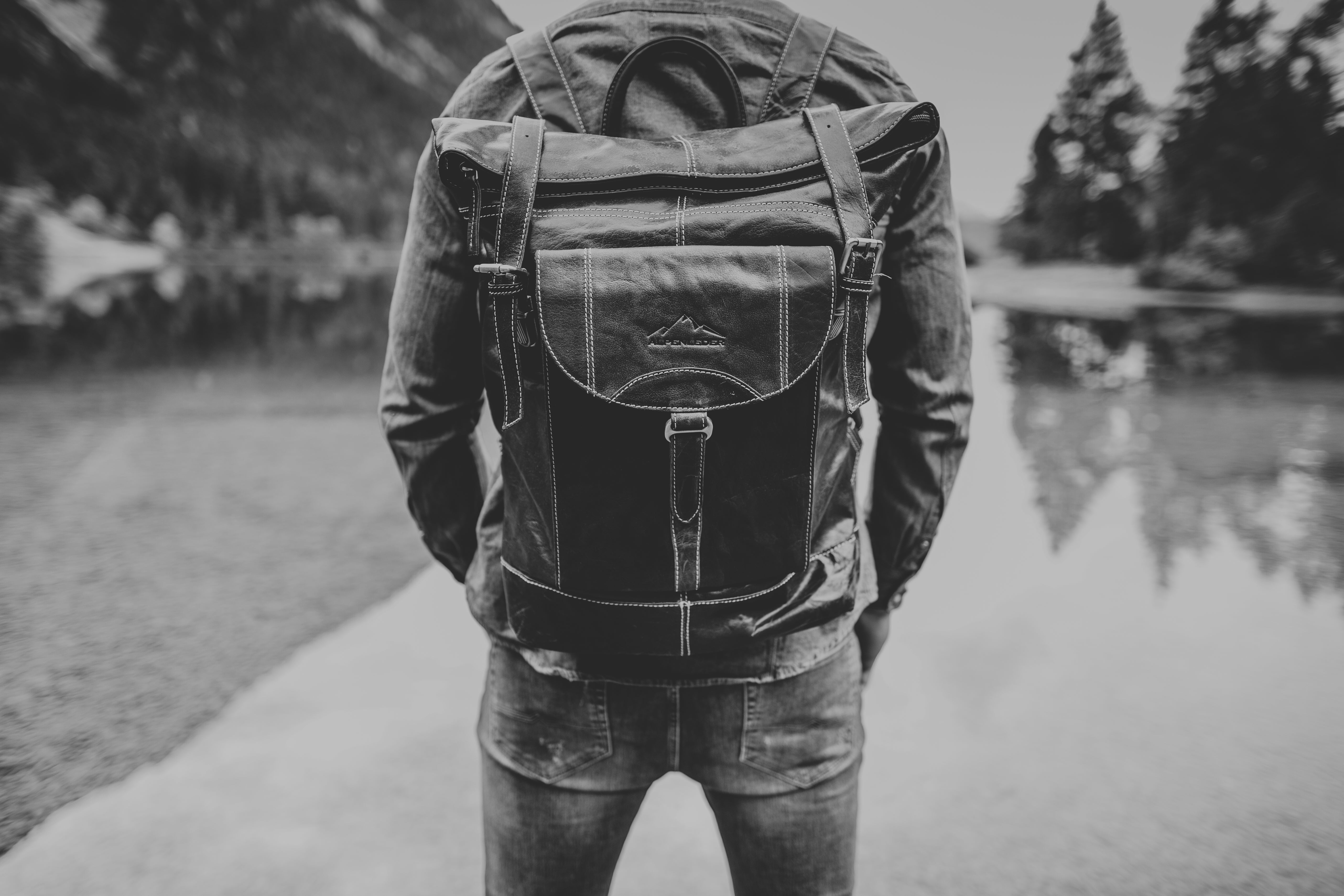 Kurirryggsäck MOUNTAINSIDE i Läder - NewBag4you