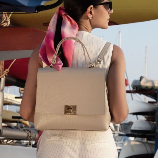 SILENE Ryggsäck / Handväska i Äkta Italienskt Läder